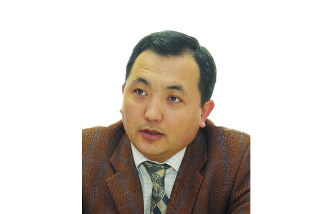 Syrtqy saıasatta esebimiz túgel