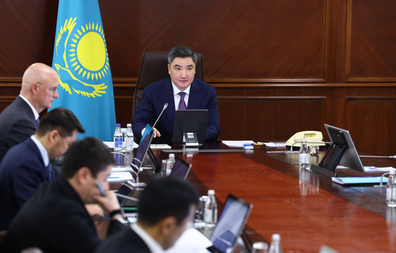 Oljas Bektenov: Shaǵyn bıznesten túsetin barlyq salyq túsimi ákimdikterdiń ıeliginde qalady