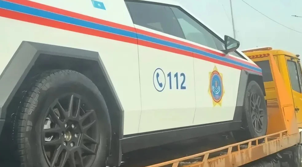 Almatyda kózge túsken Tesla kóligi TJM-ge tıesili me?