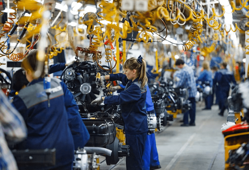 Avtomobıl ónerkásibinde jumyspen qamtylǵandar sany 9 myńǵa jetti