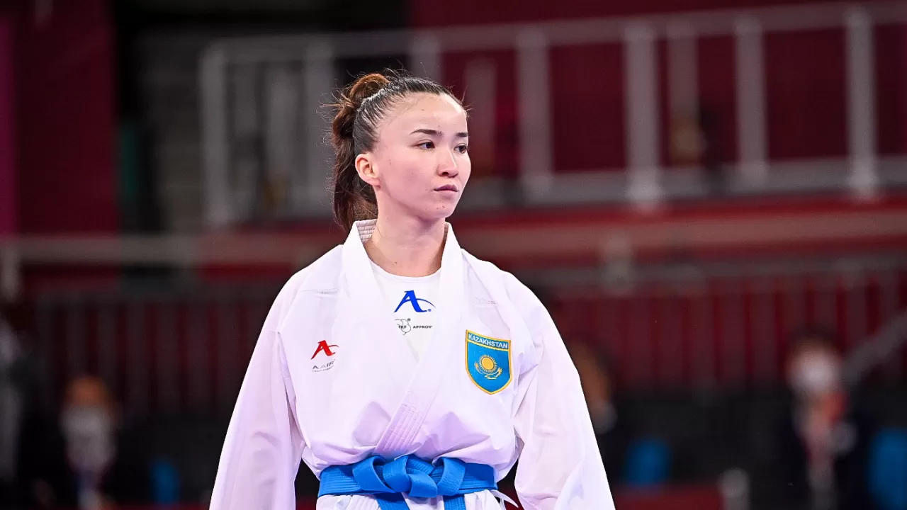 Móldir Jańbyrbaı álemdik reıtıngte kósh bastap tur