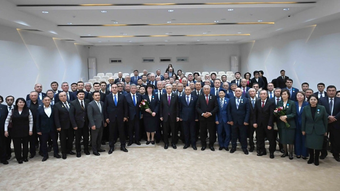 Jambyl oblysynyń bir top azamaty memlekettik nagradalarmen marapattaldy