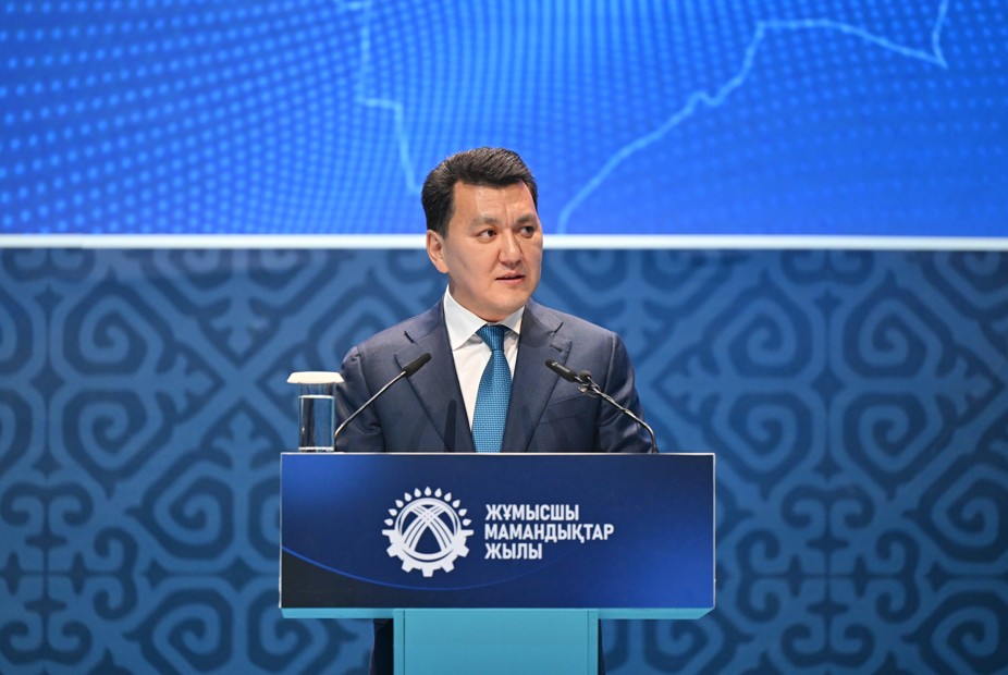 Eńbek adamy –  el damýynyń negizi