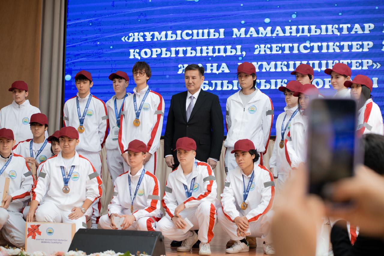 Jumysshy eńbek adamdary ardaqtaldy