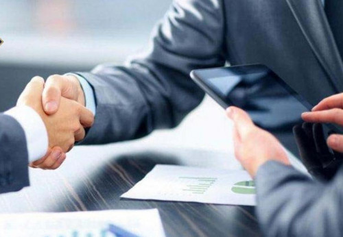 Investorlarmen jumys isteý barysynda qaǵazbastylyqqa jol bergen 326 sheneýnik jazalandy