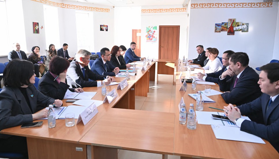 «Qamqorlyq» ortalyǵynyń qyzmetimen tanysty