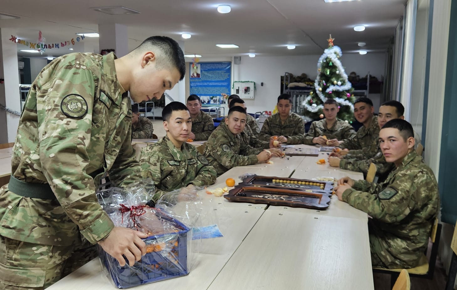 Ulttyq ulannyń Bas qolbasshysy sarbazdardyń bes armanyn oryndady