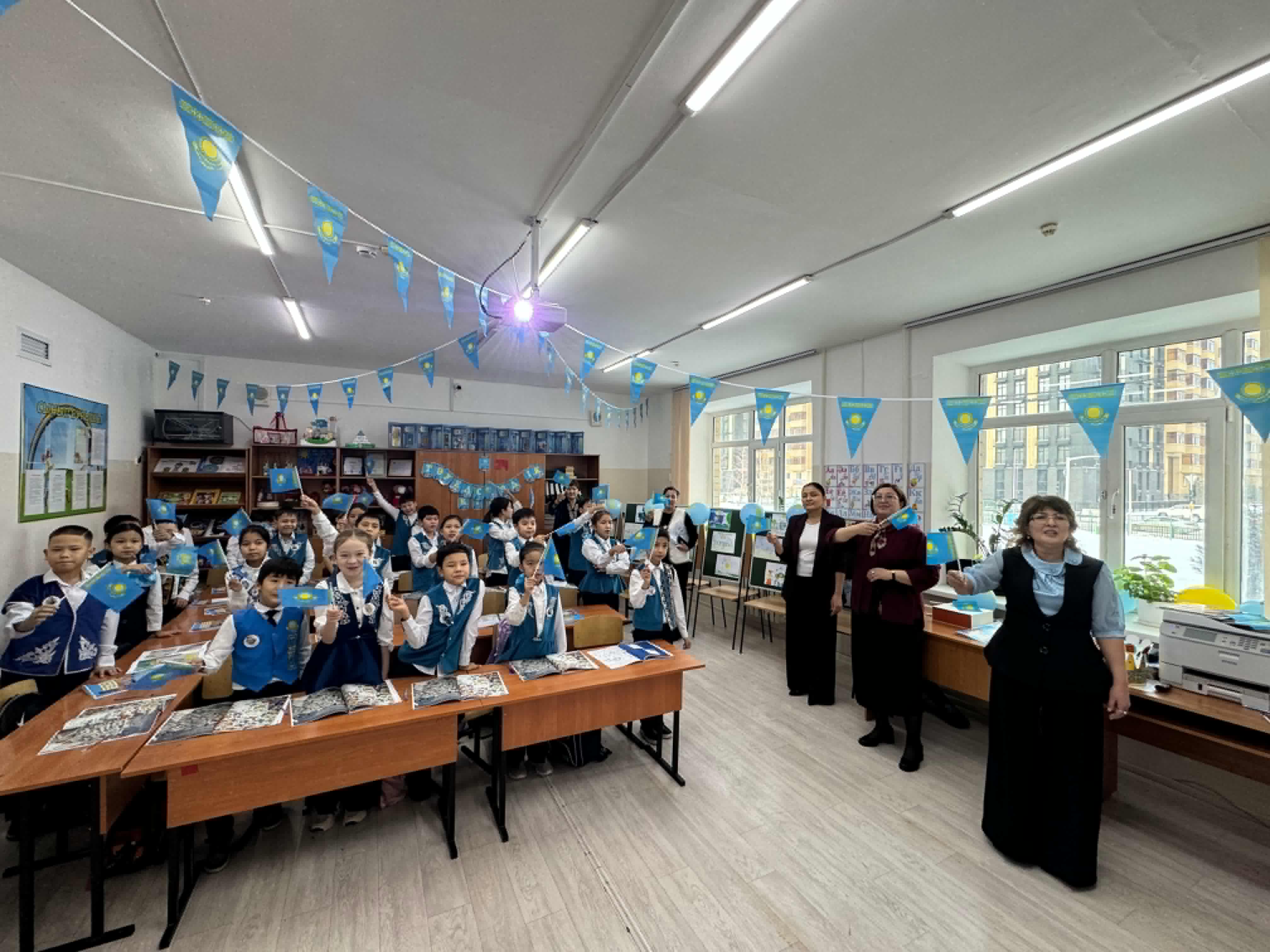 Taǵylymdy tárbıe saǵaty