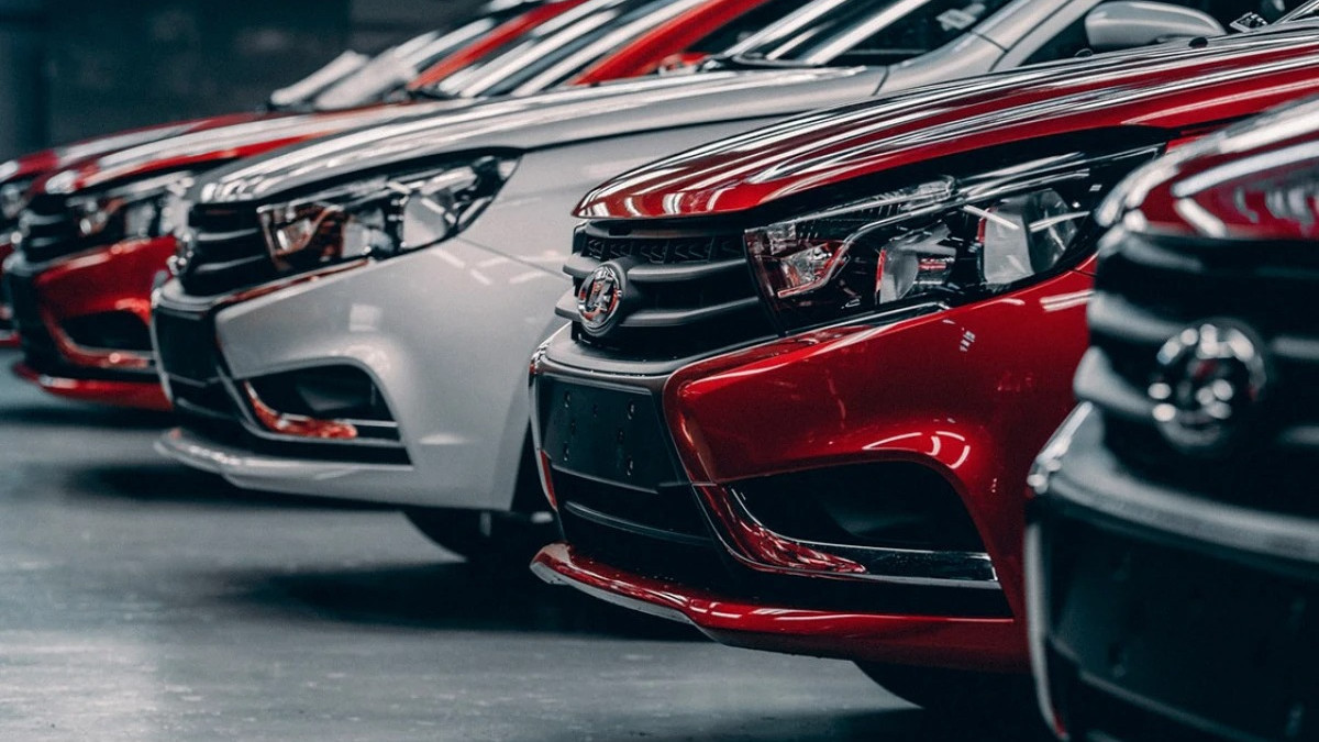 Reseıdiń myńdaǵan eski kóligin Qazaqstanda satý otandyq naryqqa áser ete me?