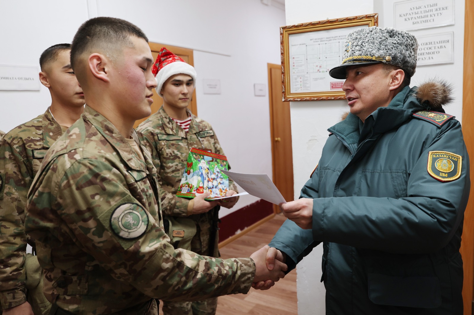 Ulttyq ulannyń jeke quramy Jańa jyldy jaýyngerlik bekette qarsy aldy