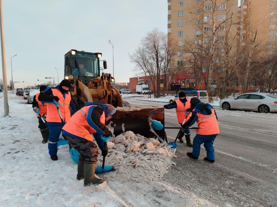 Qys bastalǵaly Astanadan 2 mln tekshe metrden astam qar shyǵaryldy