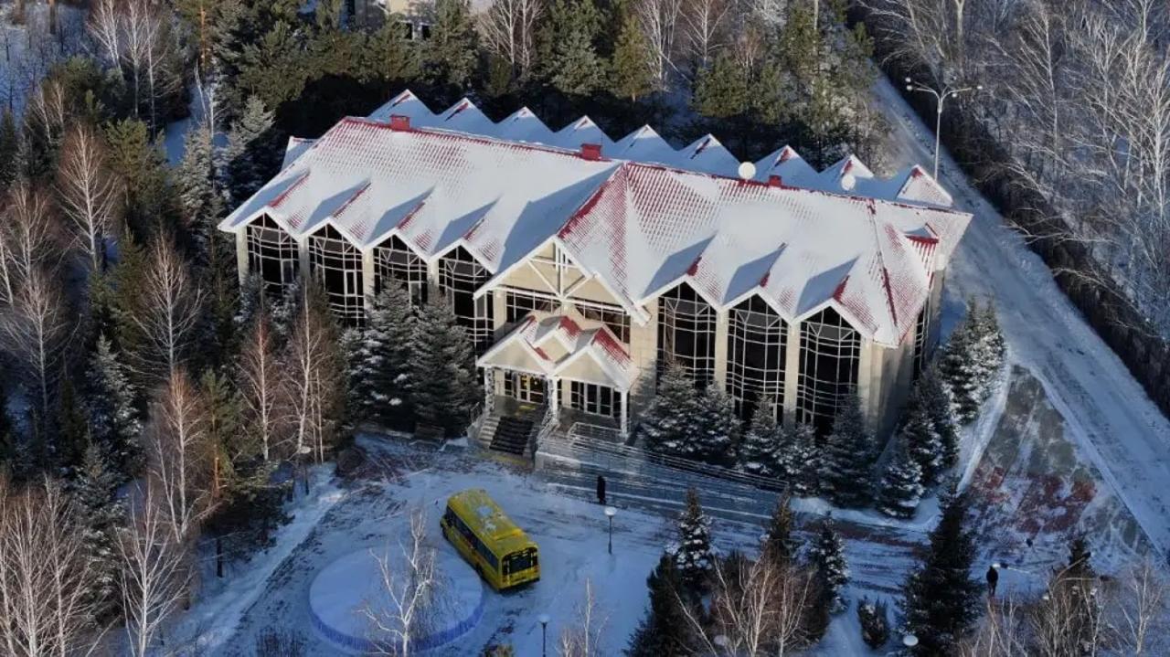 Qostanaı oblysynda múgedektigi bar balalarǵa arnalǵan zamanaýı ońaltý ortalyǵy ashyldy