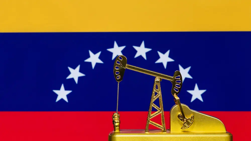 AQSh Venesýela munaıynan 4 mlrd dollar paıda tapty