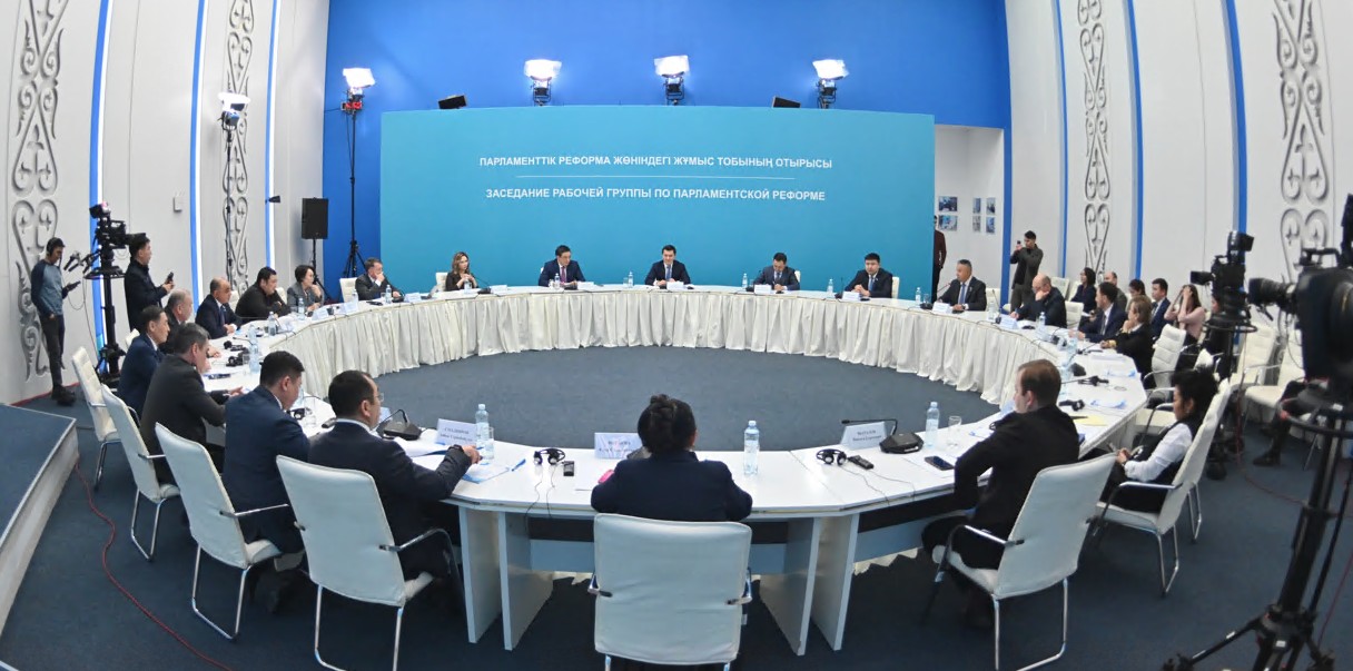 Birpalataly jańa Parlamenttiń ataýy qarastyryldy