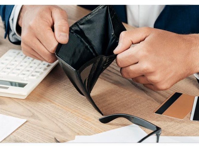 Bankterdegi kredıtterdiń jappaı keshiriletini ras pa?