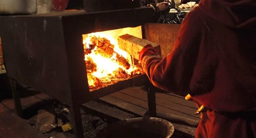 Túrkistan oblysynda bir otbasynyń úsh adamy kómirqyshqyl gazynan ýlanyp qaza tapty