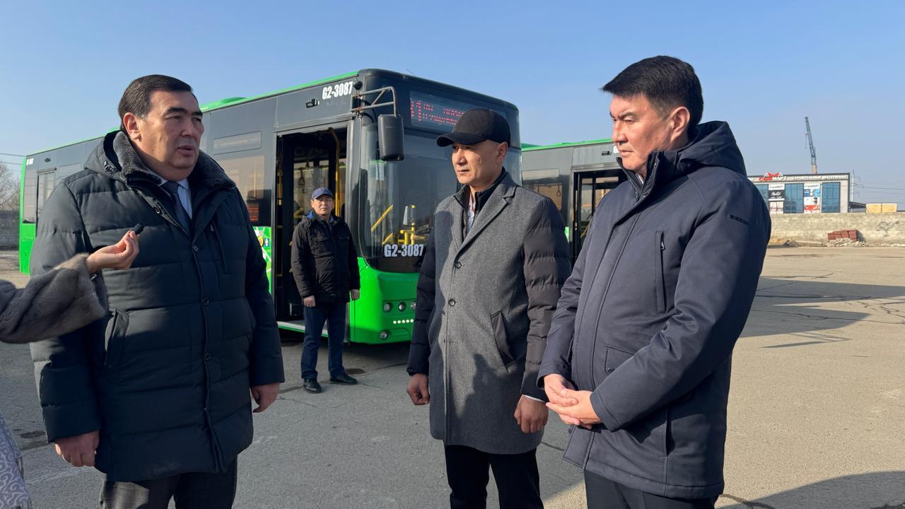 Tarazǵa 10 avtobýs jetkizildi