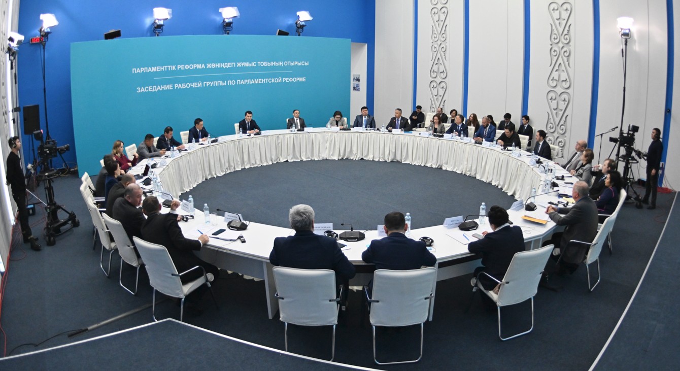 Jańa Parlament: Usynystar jan-jaqty zerdelenedi