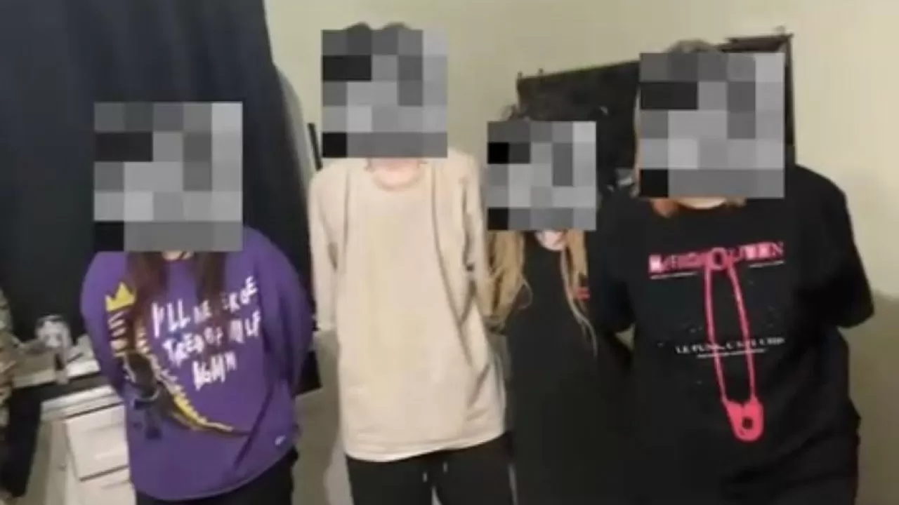 Qaraǵandyda polıseıler esirtki taratýmen aınalysqan eki kúdiktini qolǵa túsirdi