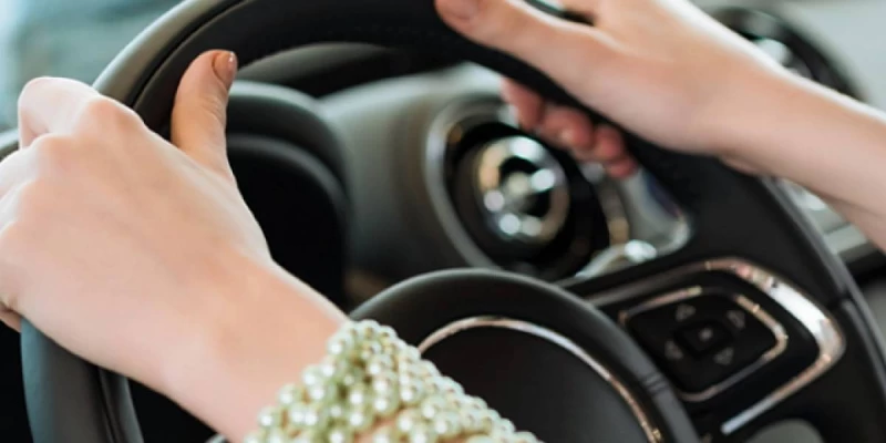 Emtıhan tapsyrý kezinde avtokólik aýdarylyp qalǵan