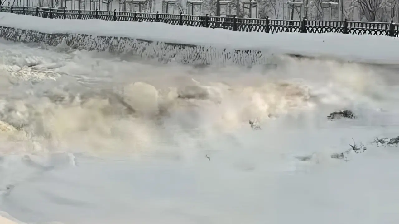 Almatydaǵy Esentaı ózeninde sel qaıtadan júrýi múmkin