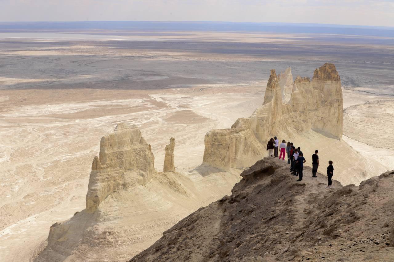 Bozjyranyń tumsa tabıǵaty reseılik kórermendi tamsandyrdy