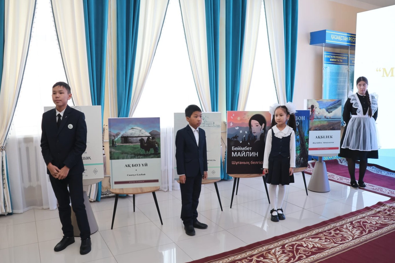 30 kitap oqyǵan jan – mıllıoner!