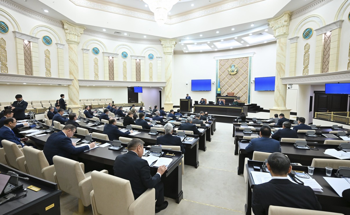 Elimizdiń jańa konstıtýsııalyq modeli aıqyndaldy