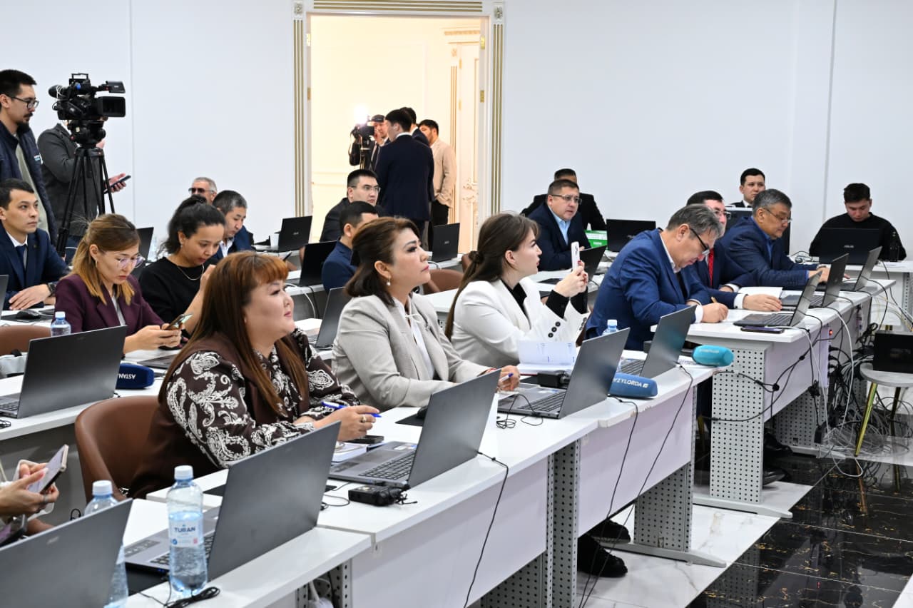 El mereıin ósirgen jıyn