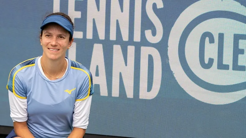 Sensasııa: Anna Danılına álemniń birinshi raketkasyn jeńdi