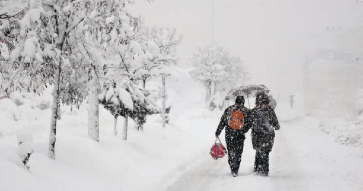 Búgin elimizdiń basym bóliginde qar jaýady