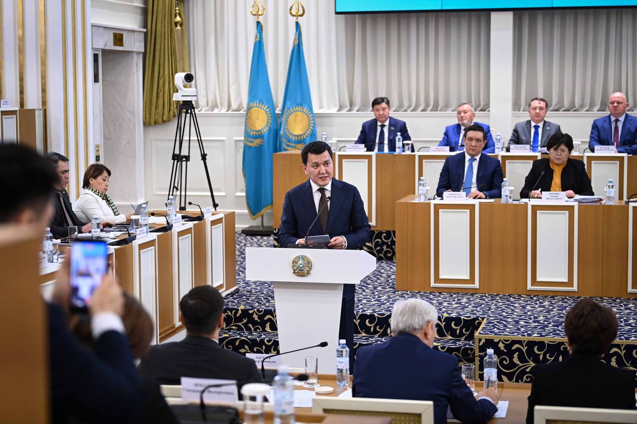 Erlan Qarın: Jańa Konstıtýsııa Qazaqstannyń kemeldengen memlekettigin kórsetedi