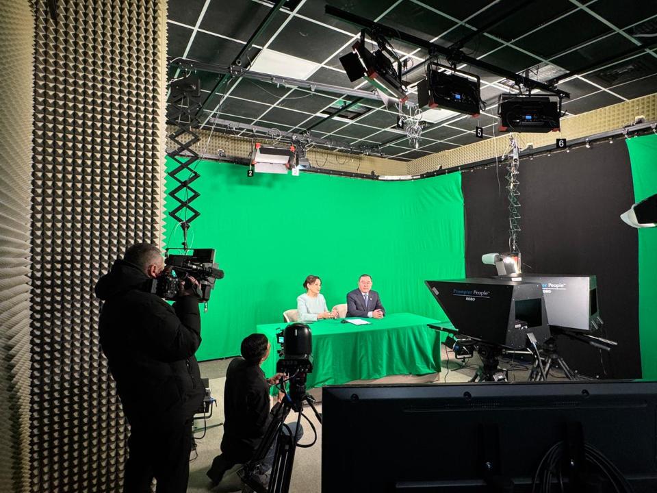 Almaty oblysynyń «Qonaev Media» telearnasy nesimen erekshelenedi?