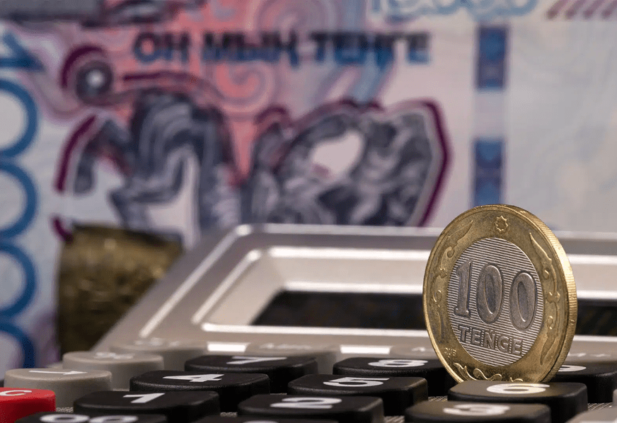 Myqty teńge ekonomıkany nege qoldamaıdy?