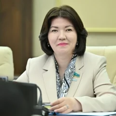 Oqý-aǵartý mınıstri: Býllıng úshin dırektordy jumystan bosatý orynsyz