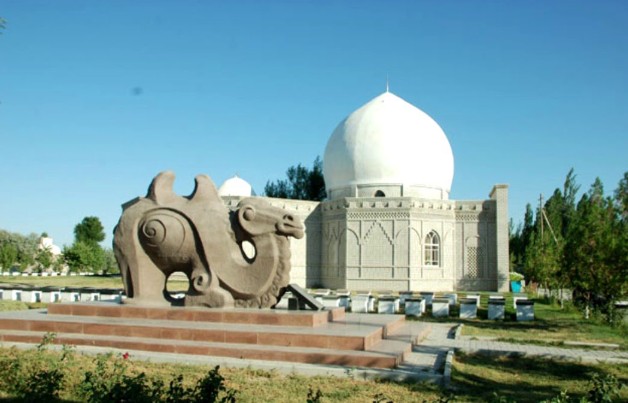 Halyq qadirlegen Qarabýra áýlıe