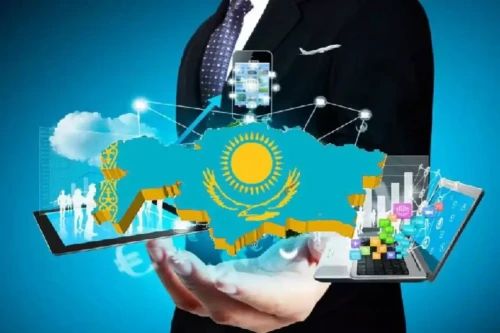 Toqaev: Sıfrlyq memleket qurý máselesine aıryqsha kóńil bólý kerek