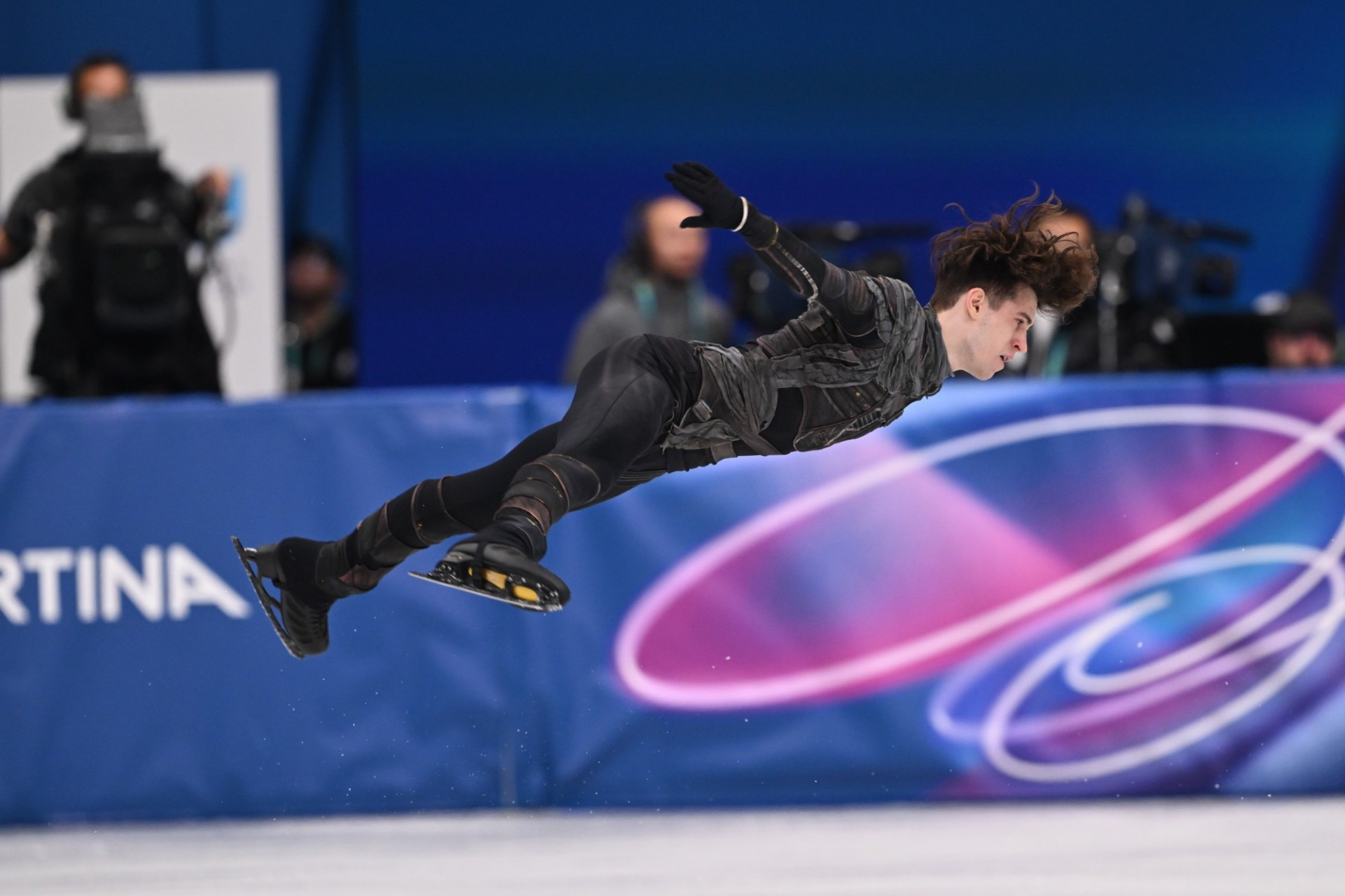 Mıhaıl Shaıdorov qysqa baǵdarlamada qalaı óner kórsetti?