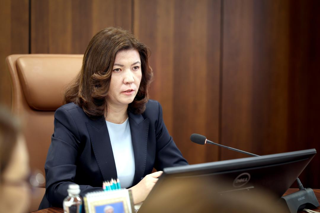 Elimizde 490 mektep dırektorynyń orny bos tur