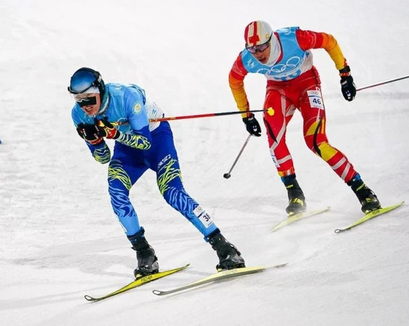 Shańǵy qossaıysy: Shyńǵys Rakparov jarys jolyna shyqty