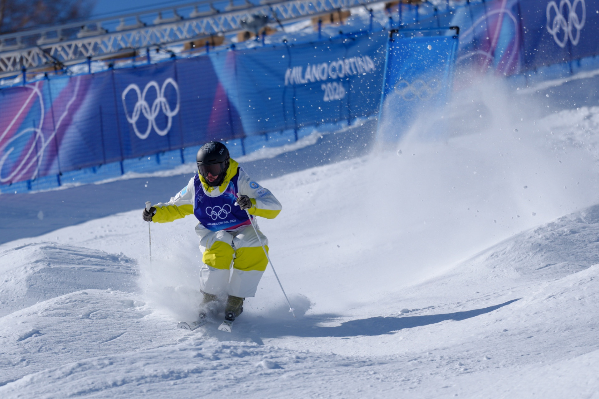 Mogýlshy Pavel Kolmakov jekeleı synda jarys jolynan shyǵyp qaldy