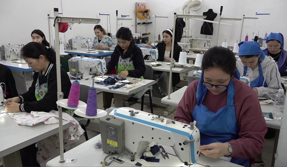 Almatydaǵy erte aralasý ortalyǵynda 100-den astam balaǵa qoldaý kórsetildi