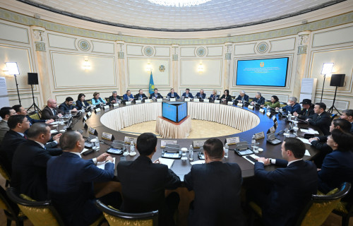 Almatyda jańa Konstıtýsııanyń máni men referendým aldyndaǵy mindetter talqylandy