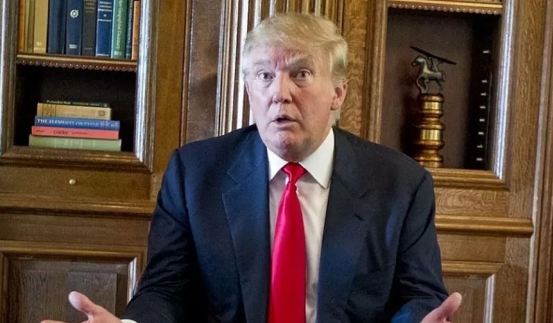 Tramp AQSh-tyń klımattyq normalaryna negiz bolǵan qujattyń kúshin joıdy