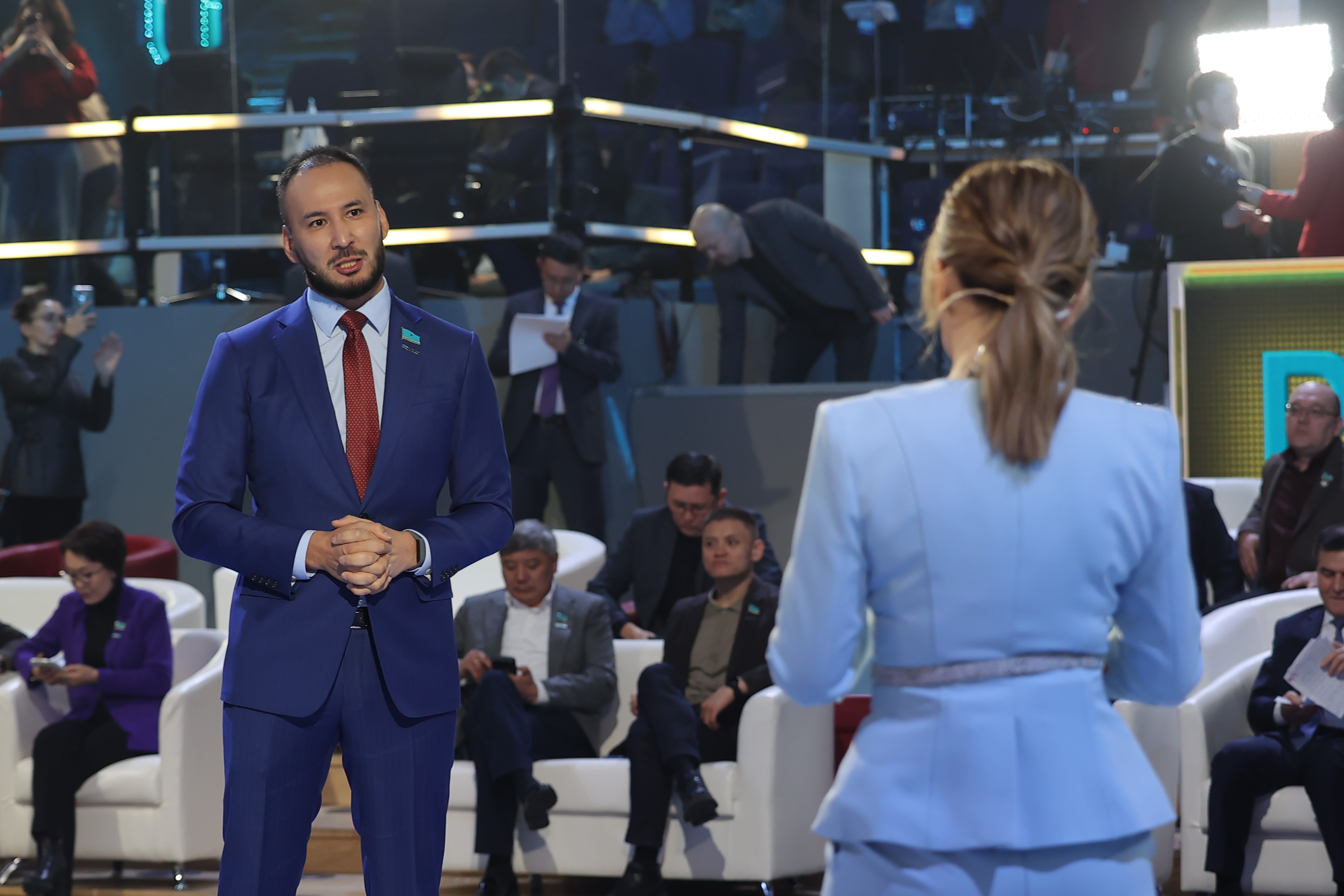 Jańa Konstıtýsııa: Konstıtýsııa jobasyna arnalǵan «Referendým–2026» onlaın-marafony máresine jetti