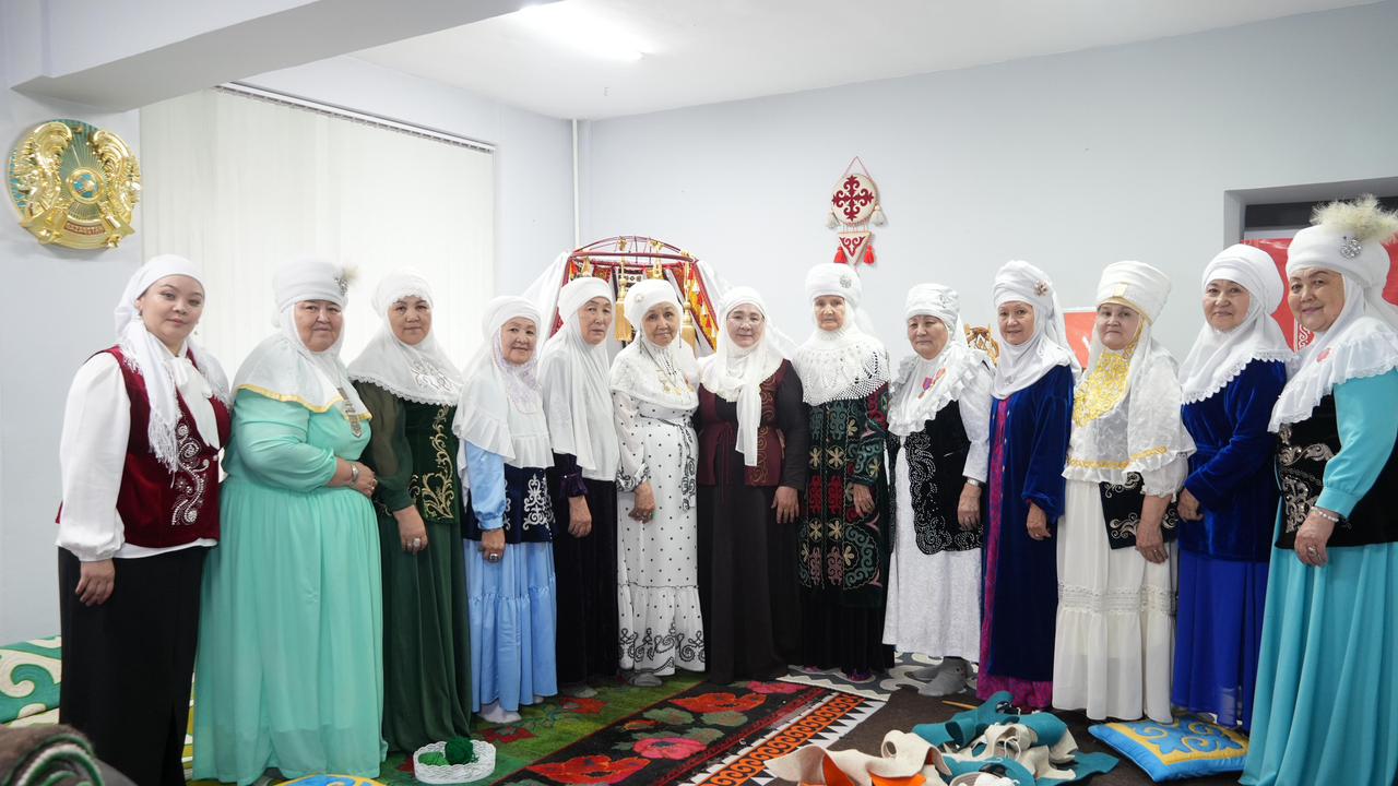 Eń uzyn syrmaq: Almatylyq joba Gınnestiń rekordtar kitabyna enýi múmkin