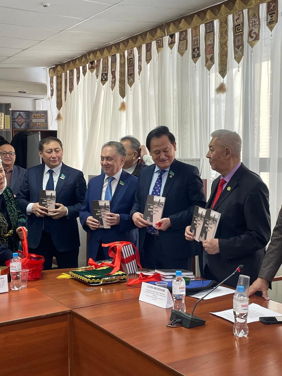 «Ajalyn joǵaltqan adamnyń» tusaýy kesildi