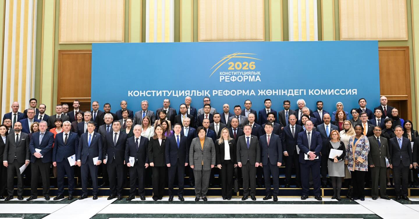 EQYU Konstıtýsııalyq reformalardy qoldaıdy: Astanada dıplomatııalyq korpýs úshin brıfıng ótkizildi