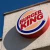 «Burger King-tegi» daý: Eńbek mınıstrligi tekserýdi bastady