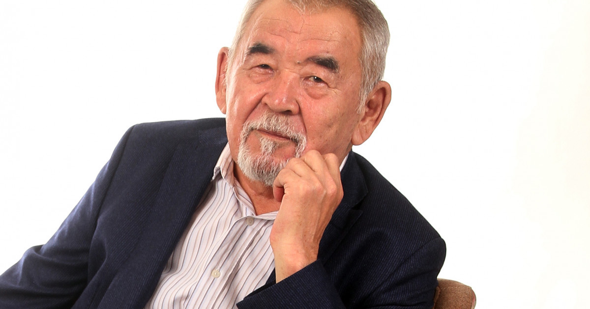 Aqpanda týǵan aıtys janashyry